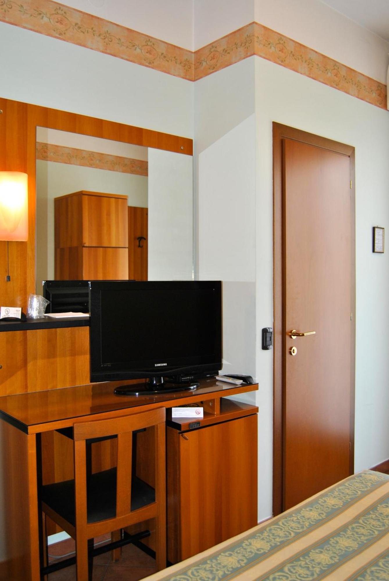 Hotel Aquila Castelfranco Emilia Cameră foto